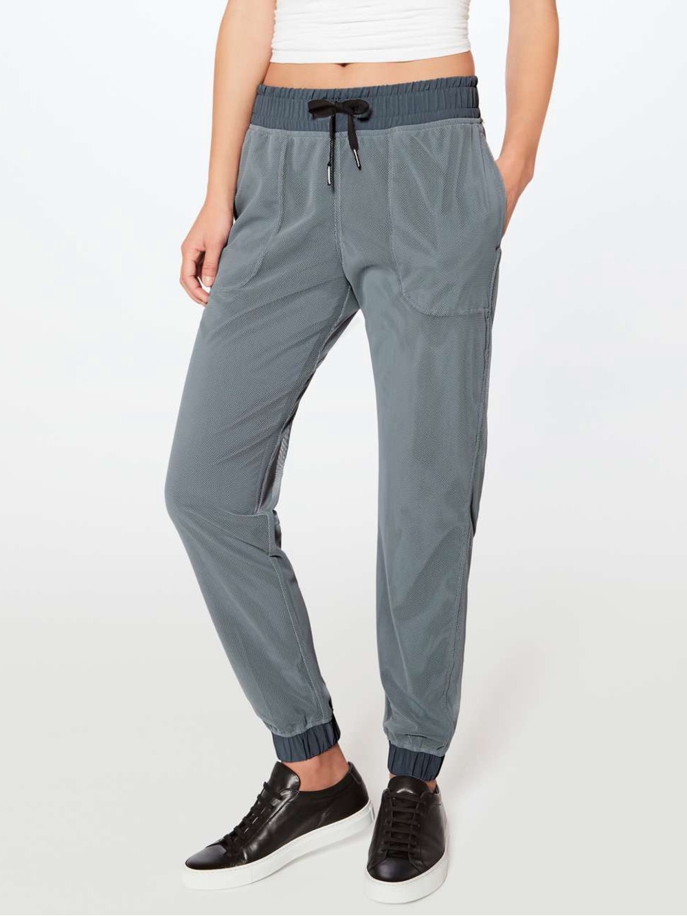 Lululemon Modern Jogger (28")
Sterling / Silver Lake Size 8